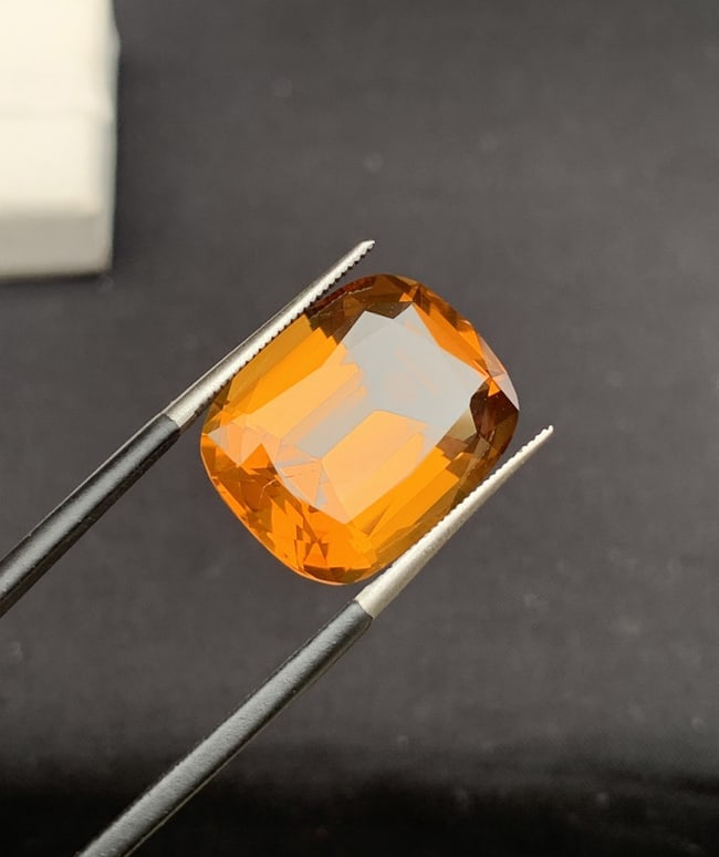 16.00 Carats Natural Maderia Citrine Gemstone Step Cushion Cut - 3