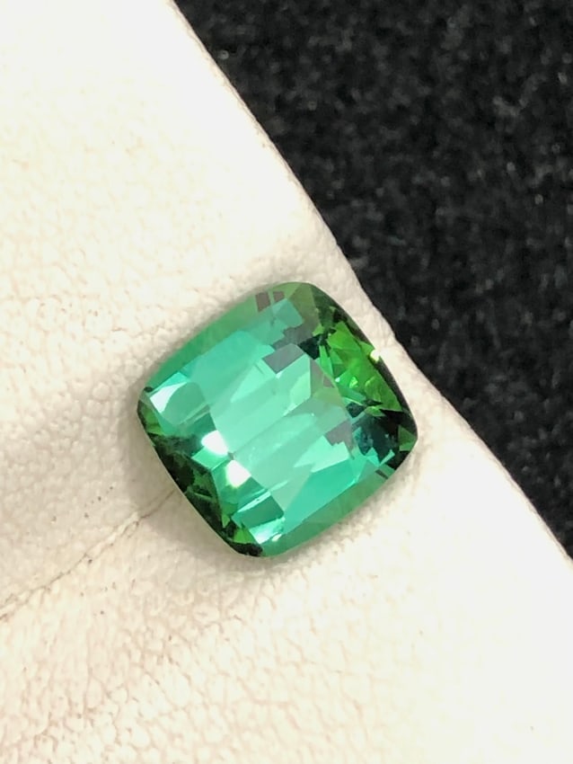 2.25 Carats Natural Bluish Green Afghani Tourmaline Gemstone - 3