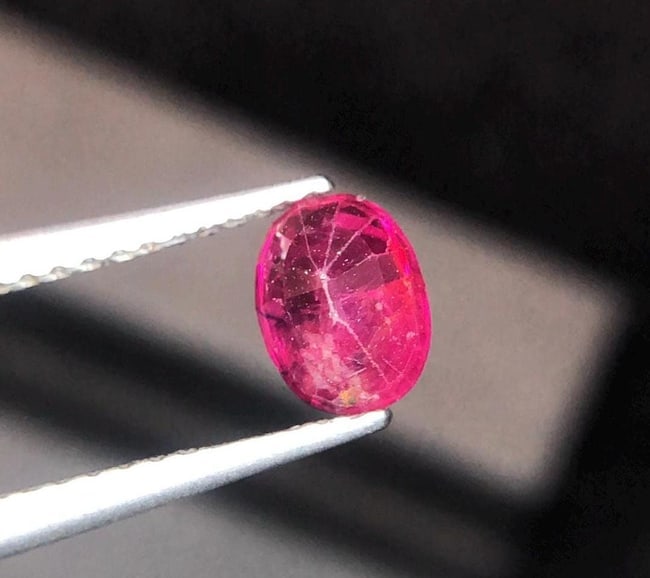 Vivid Red Ruby Gemstone: 1 Carat Oval Mozambique Ruby - 6