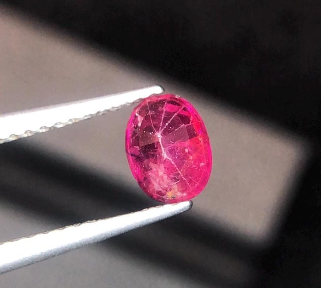 Vivid Red Ruby Gemstone: 1 Carat Oval Mozambique Ruby - 7