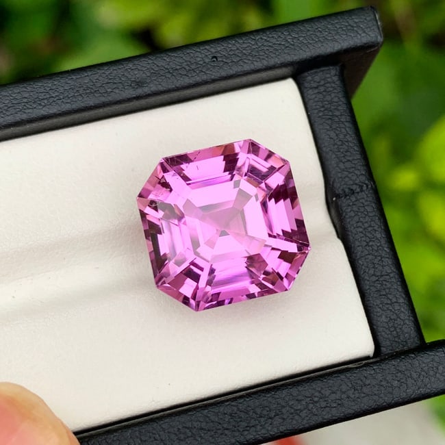Natural Kunzite Loose Gemstone For Jewelry, Deep Pink Kunzite Gemstone - 4