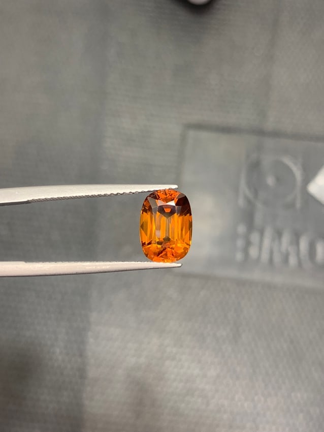 4.60 Carat Very Rare Natural Honey Brown Top Bastnasite Gemstone - 2