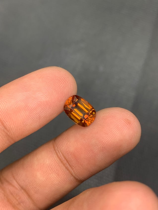 4.60 Carat Very Rare Natural Honey Brown Top Bastnasite Gemstone - 6
