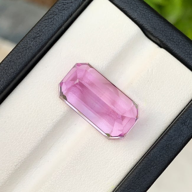 Lilac Kunzite Gemstone, Emerald Cut Kunzite Ring Stone, Flawless Kunzite - 2