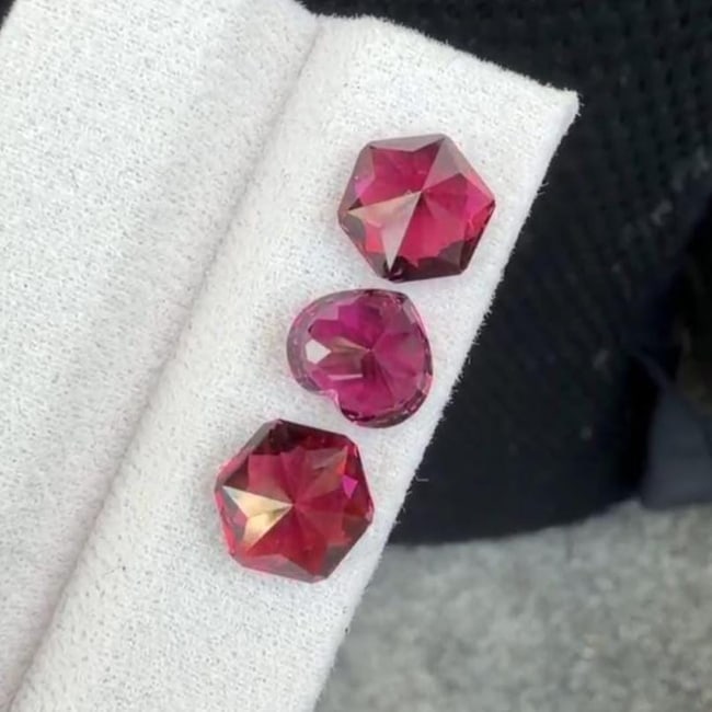 Purplish Pink Garnet Gemstones Fancy Octagon & Heart Shape, Tanzania Tanga Mine - 9.27 Carat - 4