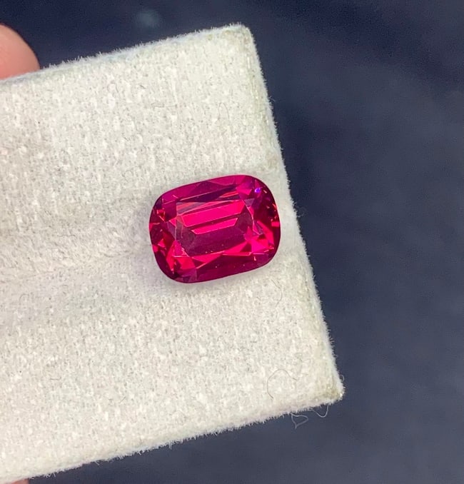 5.70 Carat Natural Raspberry Pink Garnet Cushion Cut Gemstone From Tanzania - 4
