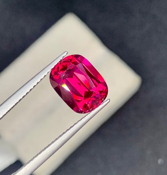 5.70 Carat Natural Raspberry Pink Garnet Cushion Cut Gemstone From Tanzania - 9
