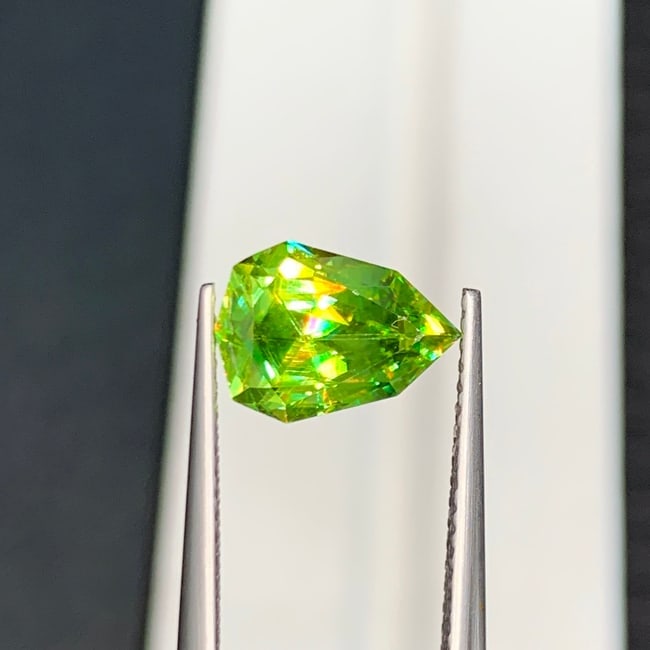 Apple Green Sphene Gemstone, Full Fire Sphene Var Titanite Ring Stone - 2