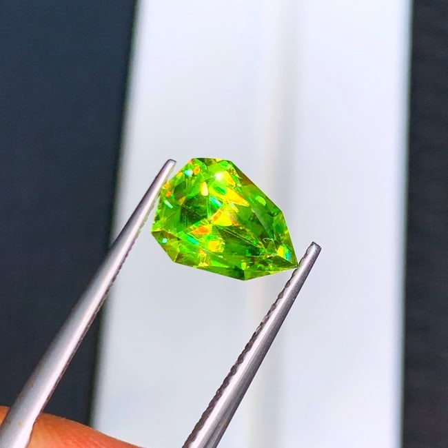 Apple Green Sphene Gemstone, Full Fire Sphene Var Titanite Ring Stone - 6