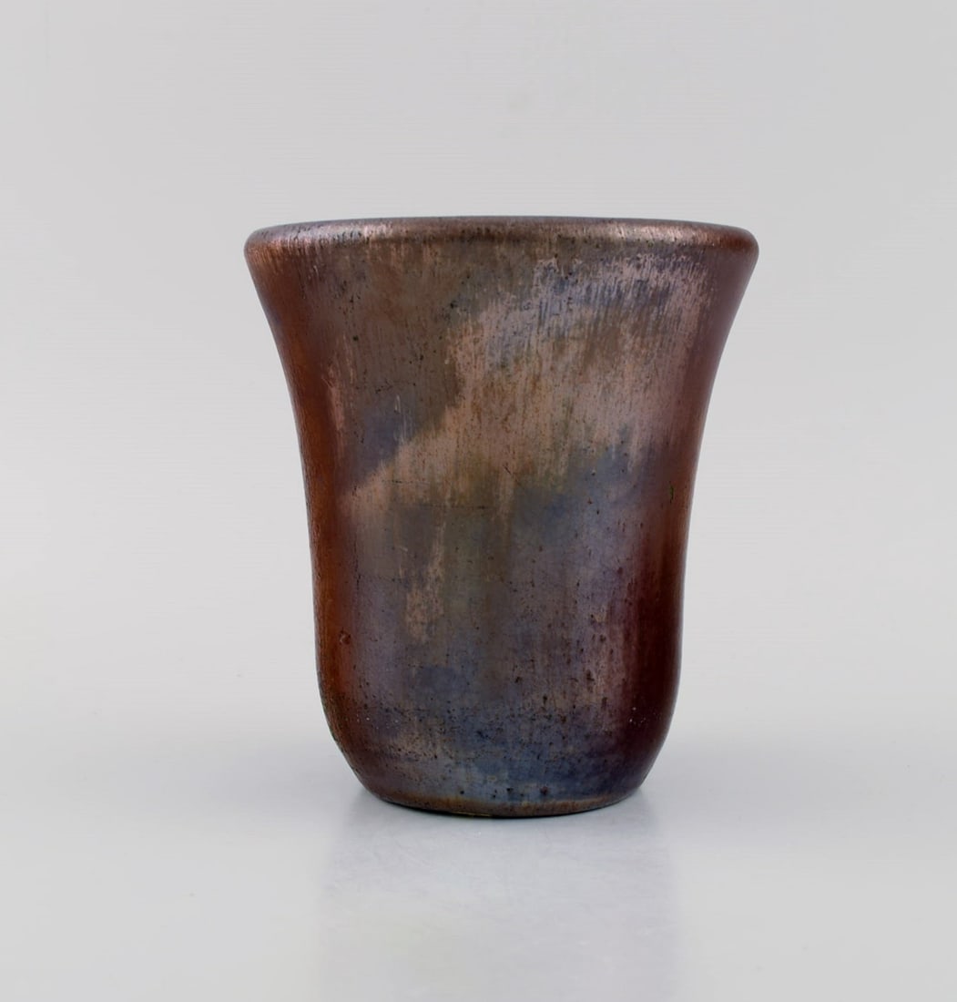 Soren Kongstrand (1872-1951), Denmark. Vase in glazed stoneware. Beautiful metallic luster glaze in - 2