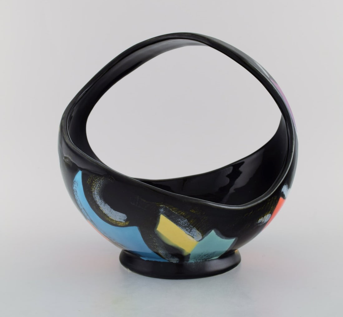 Longwy, France. Equinoxe basket in glazed ceramics. Abstract polychrome decoration on black - 3
