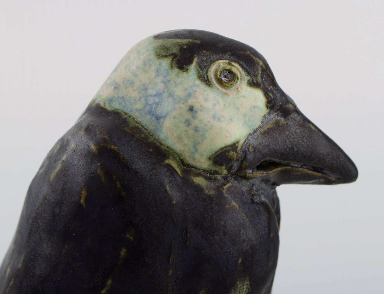 Klase Jr. for Hoganas. Unique bird in glazed stoneware. Dated 1981. Measures: 13.5 x 11 cm. - 7