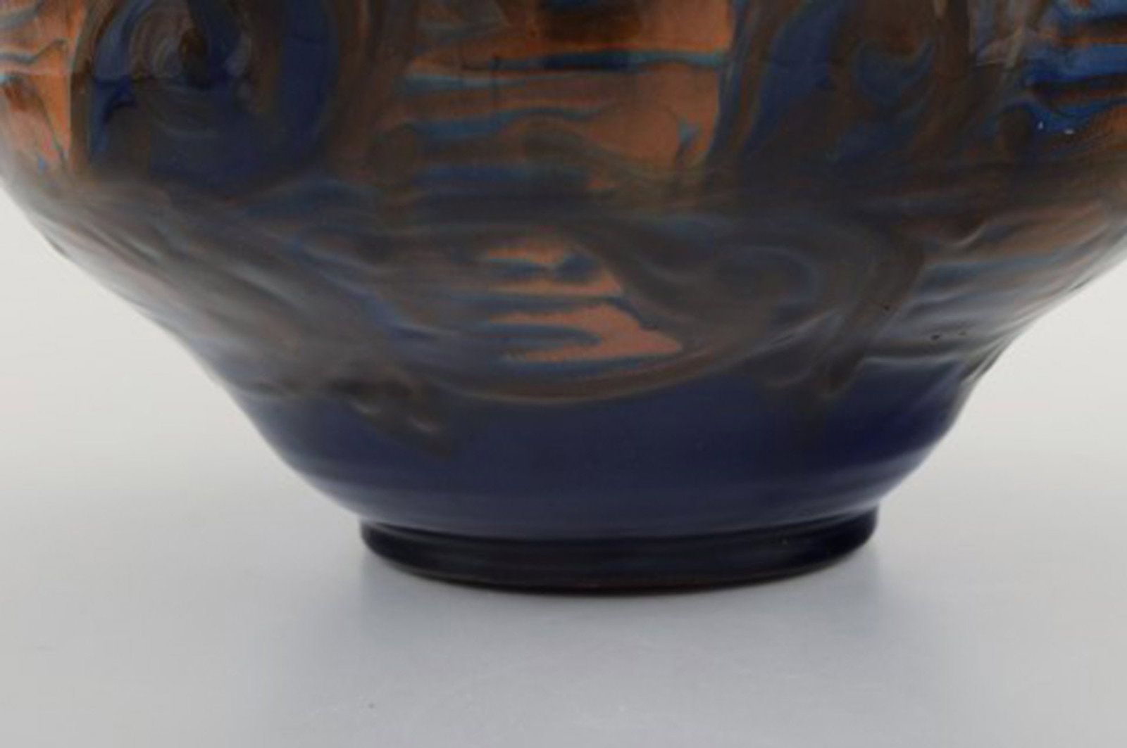 Kahler, Denmark. Bowl in glazed stoneware. Orange foliage on blue background. 1930 / 40s. - 7