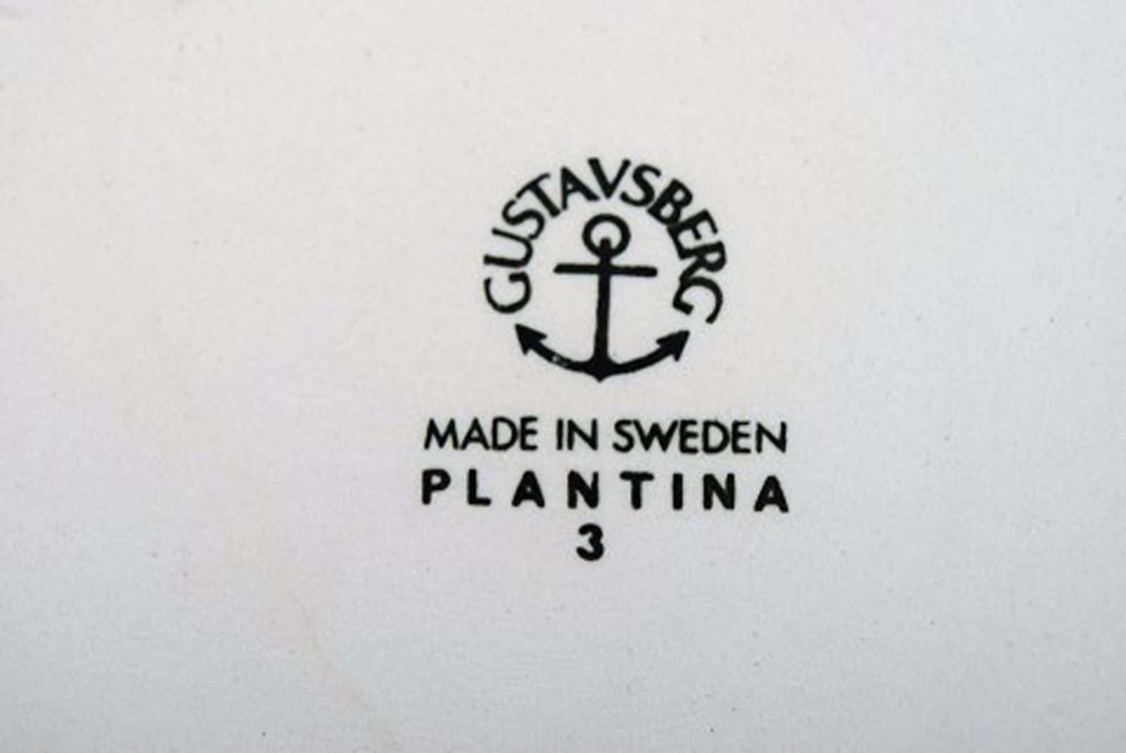 Gustavsberg, Sweden. Three flower pot covers in white glazed stoneware. 1970s. - 7
