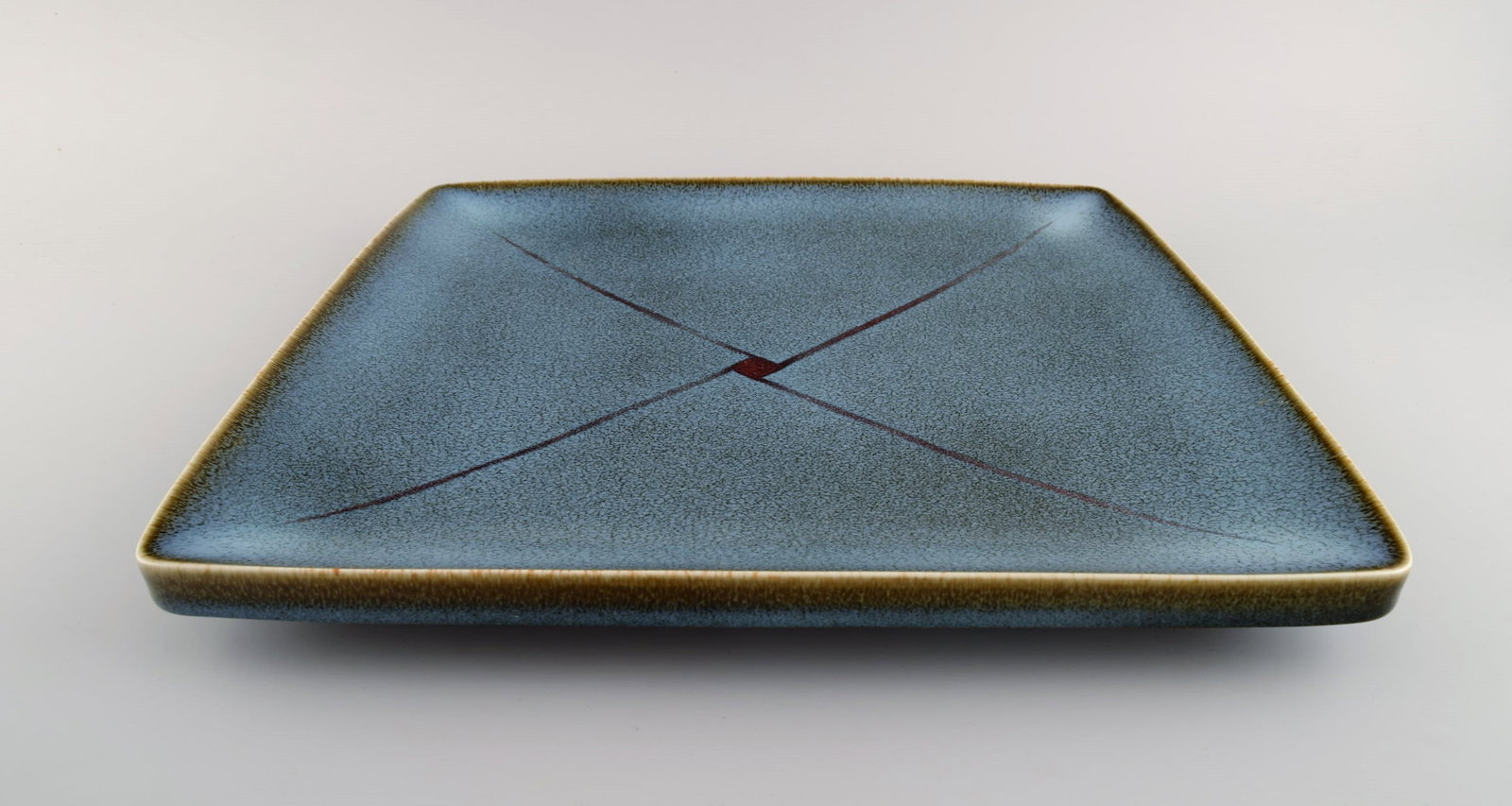 Inger Persson (b. 1936) for Rorstrand. Large square dish in glazed ceramics. Swedish design. Dated - 4
