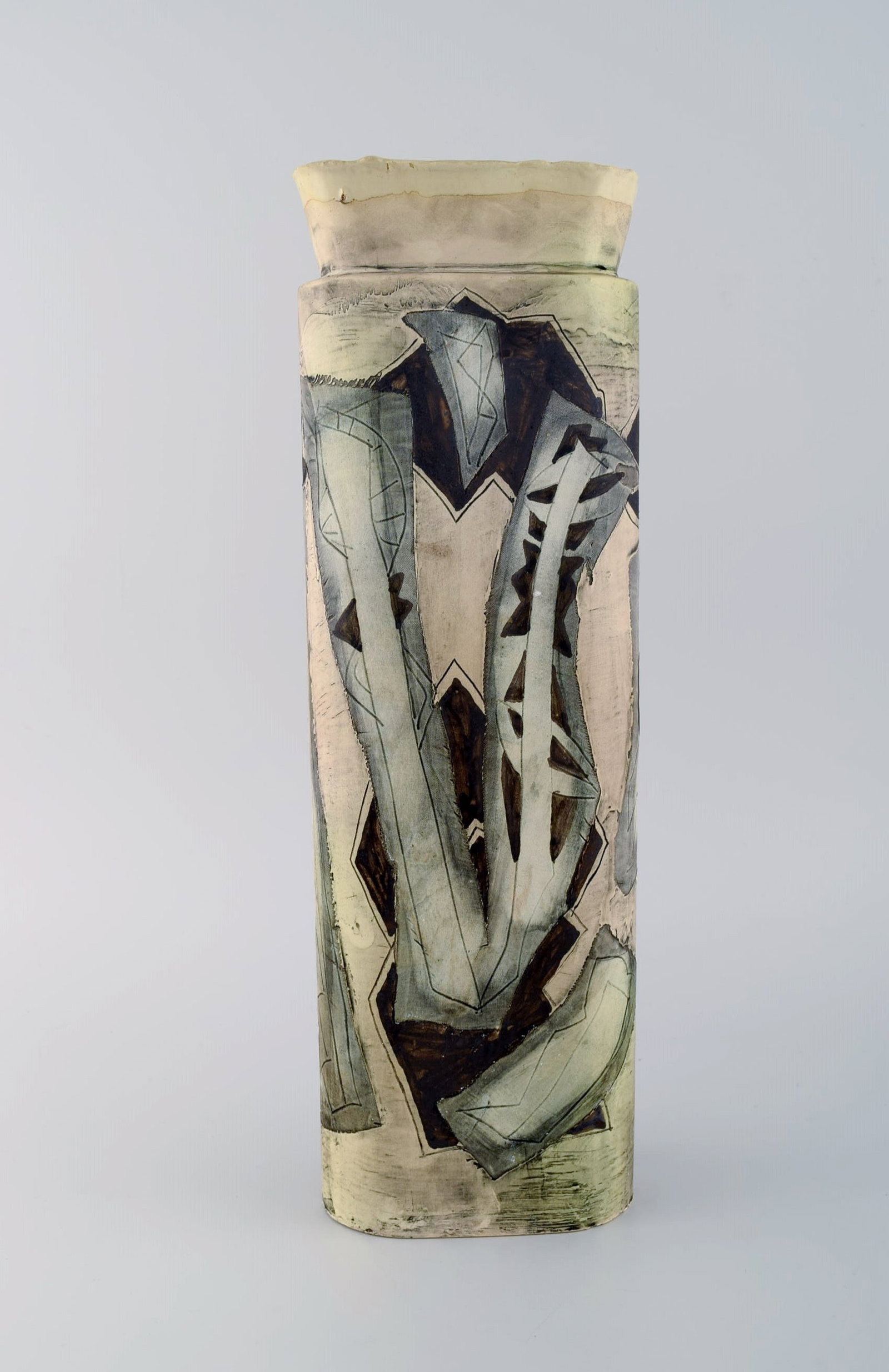 European studio ceramist. Unique vase in glazed pottery with hand-painted abstract motifs. 1960 / - 2