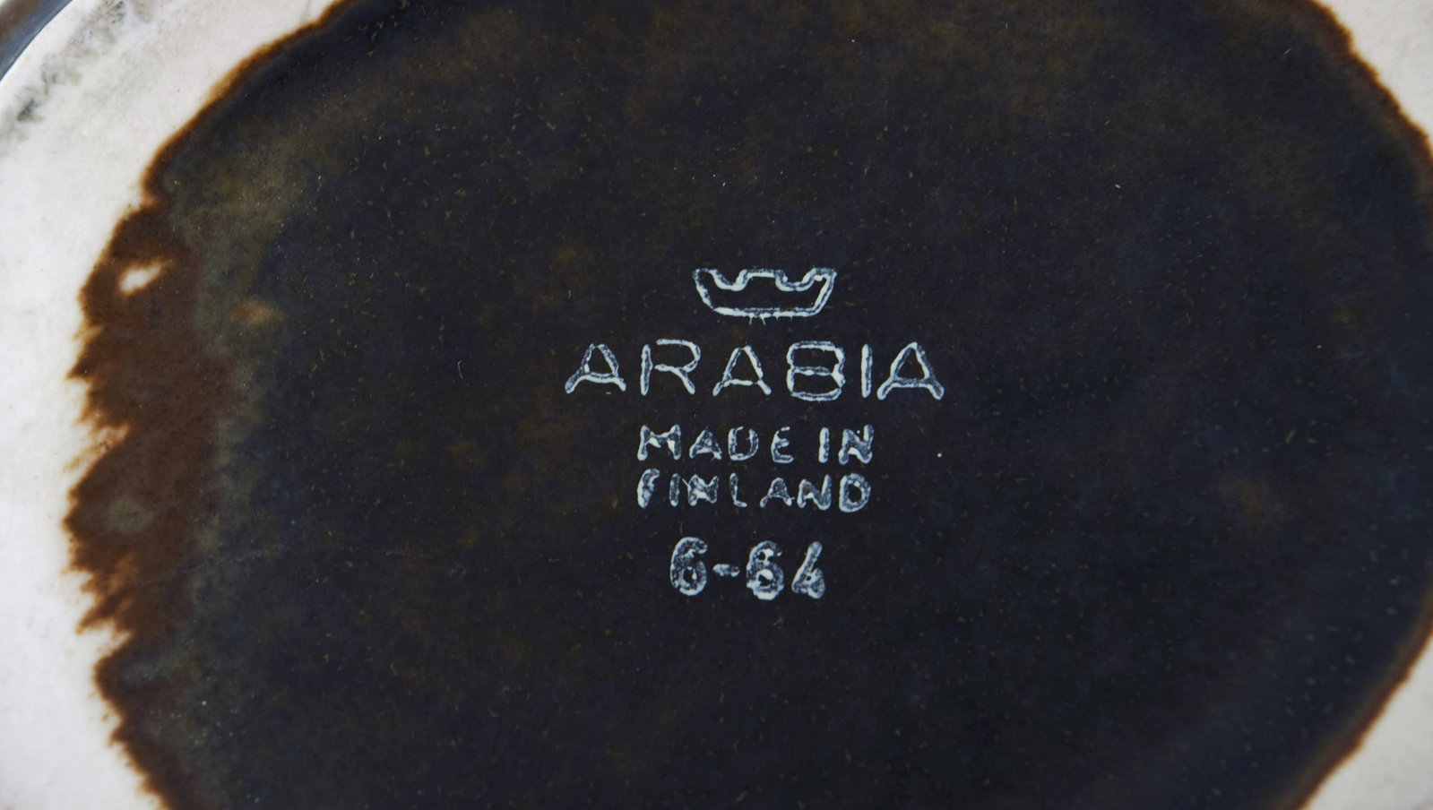 Arabia, Finland. Vase in glazed in ceramics. Beautiful glaze in dark green shades. 1960's. - 7