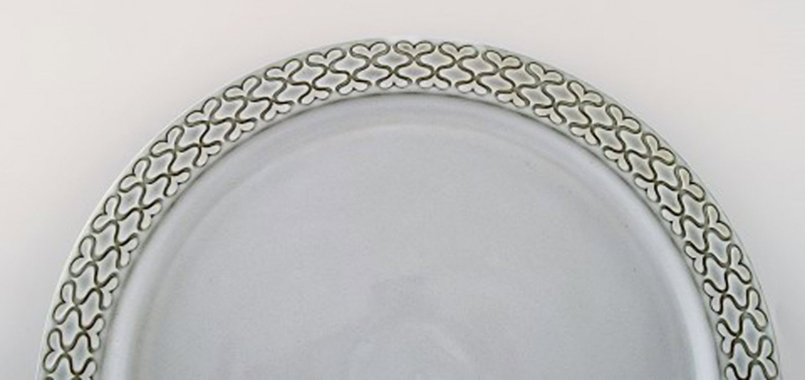 Bing & Grondahl. Round dish. B & G Grey Cordial Quistgaard Nissen Kronjyden stoneware. - 3