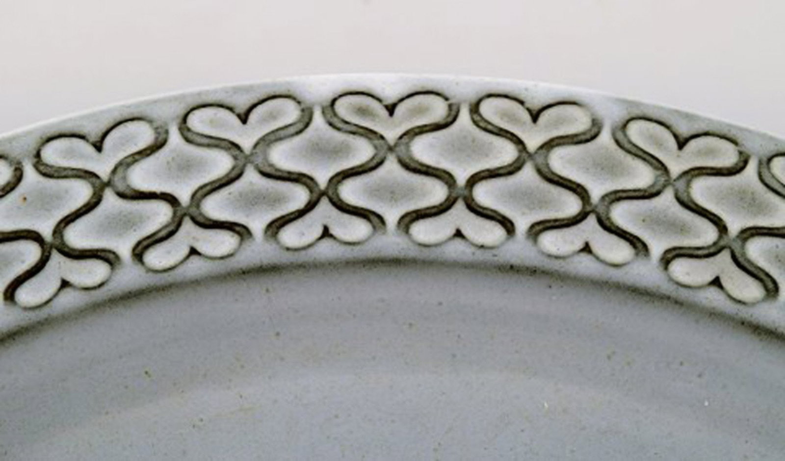 Bing & Grondahl. Round dish. B & G Grey Cordial Quistgaard Nissen Kronjyden stoneware. - 4