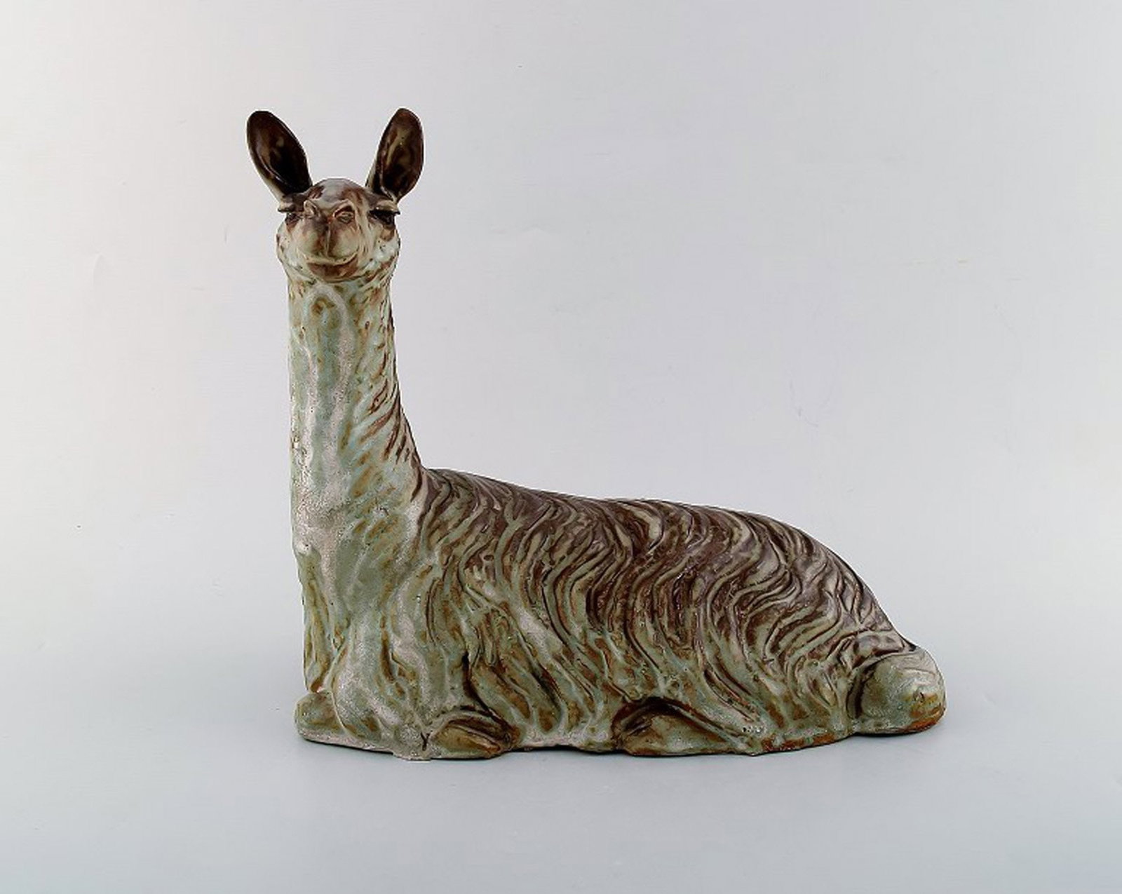 Lea von Mickwitz (1884-1978) for Arabia. Large sculpture in glazed stoneware. Lama. 1940's. - 2