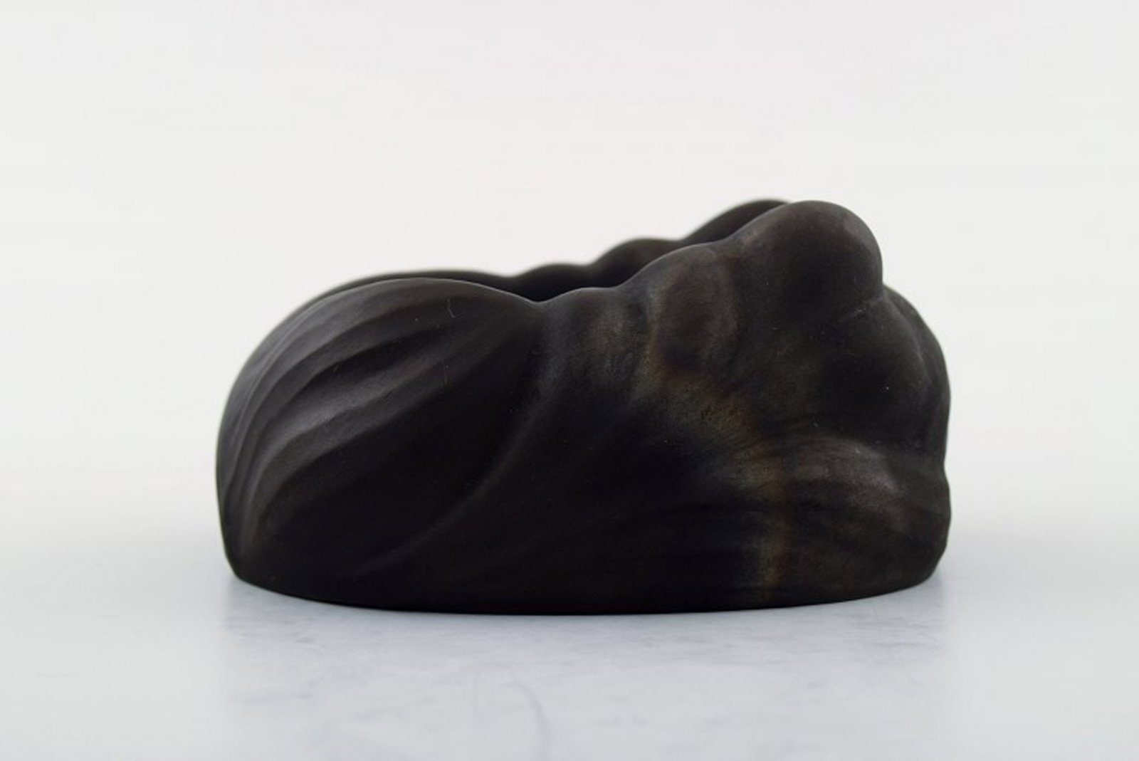 Ipsens, Denmark, model number 50, terracotta, Art Nouveau pipe holder. - 2