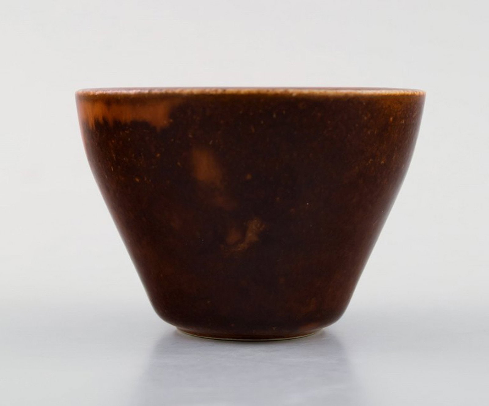 Saxbo stoneware vase in modern design, glaze in brown shades. - 2