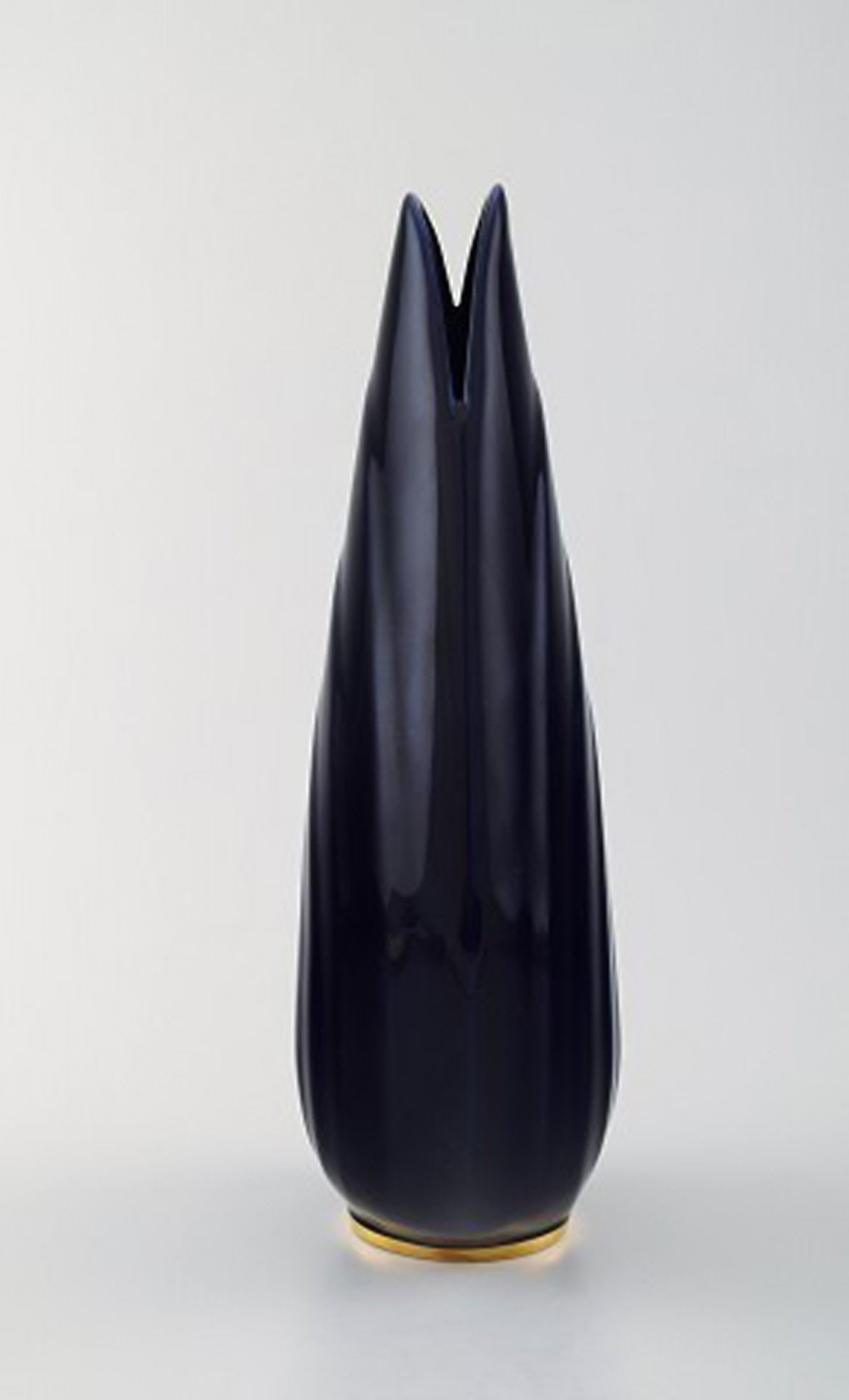 Upsala-Ekeby / Karlskrona. Ceramic Vase, navy blue glaze with gold decoration at the bottom. - 4