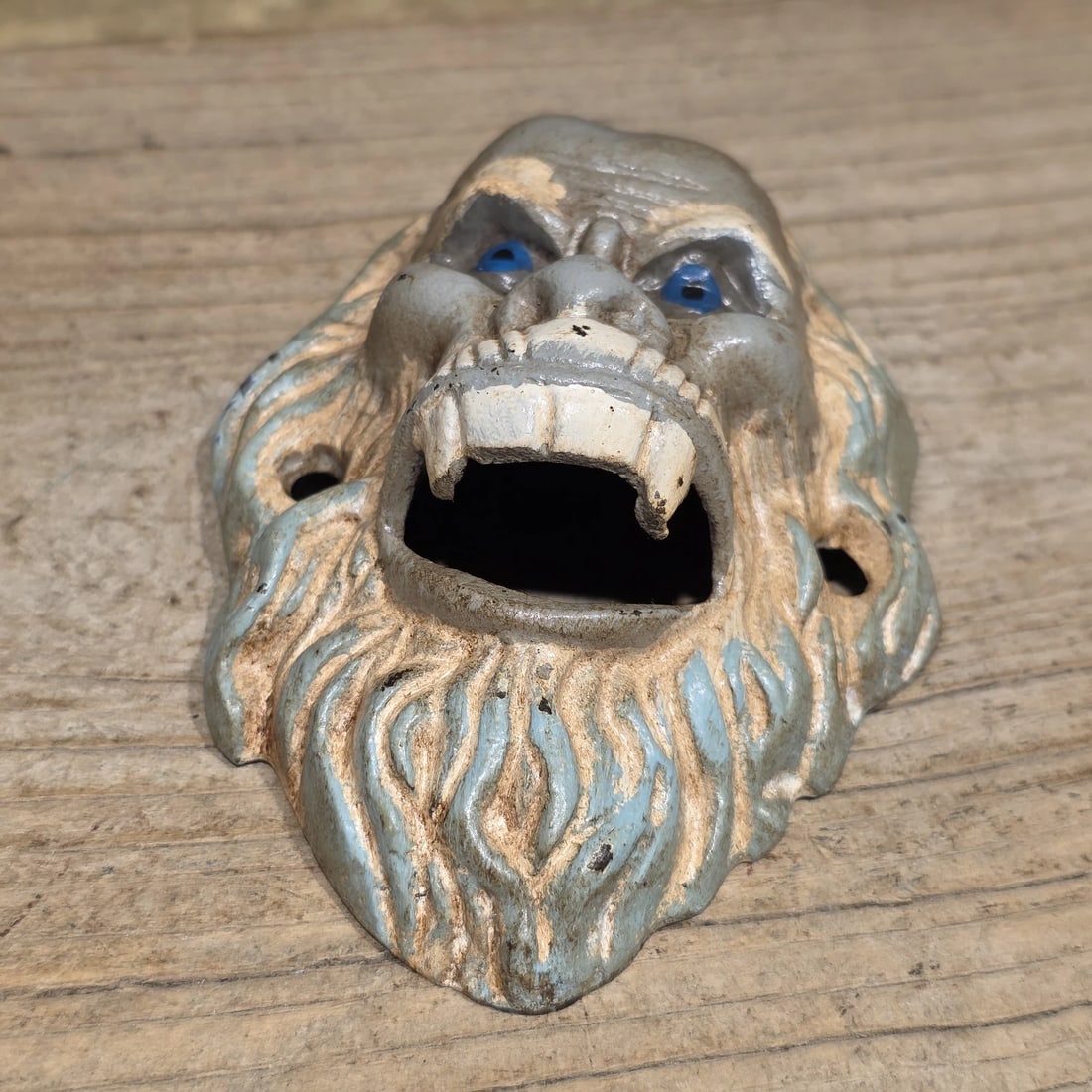 Cast iron Yeti Sasquatch Wall mount Bottle Opener - 7