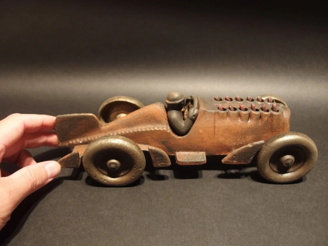 Cast iron Toy Race Car w Moving Flames "Hubley" - 4