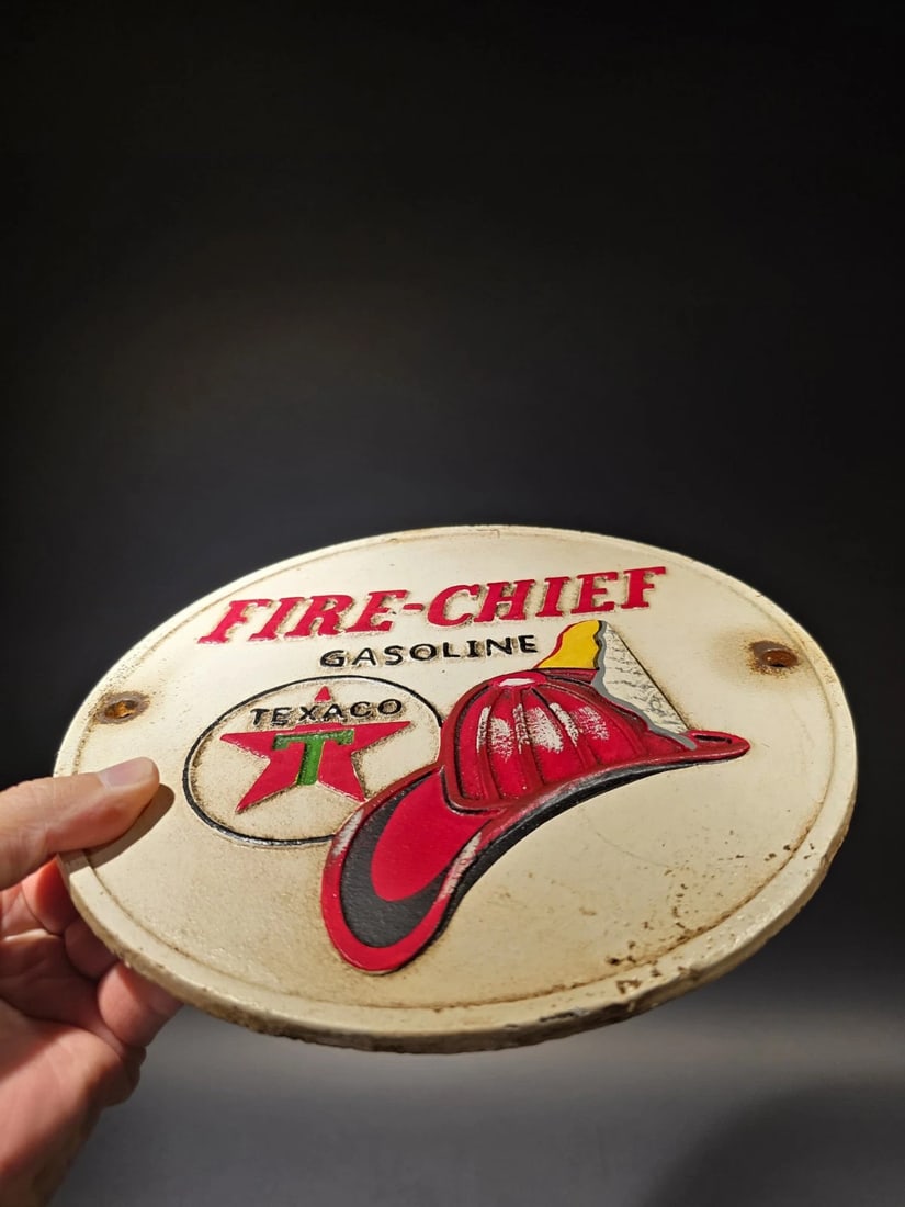 Cast iron Round Texaco Fire Chief Gas Oil Sign Plaque - 8