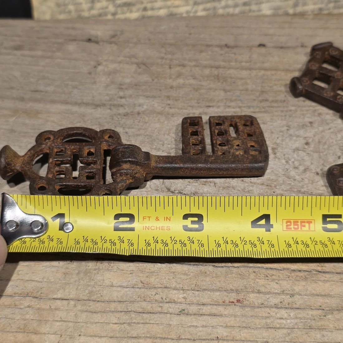 Large iron Skeleton Key Collection Set of 5 - 7