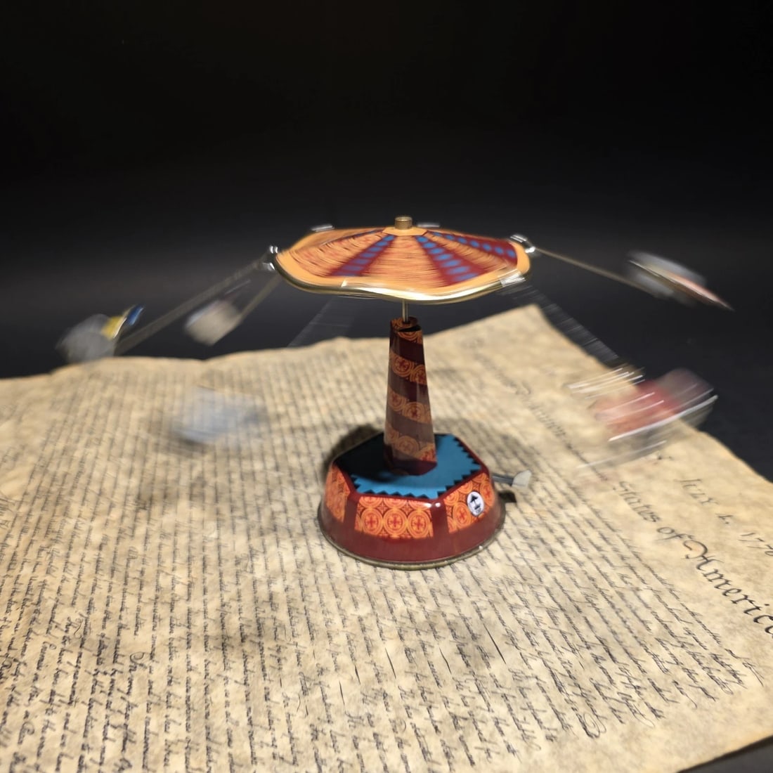 Tin Litho Carousel Swing Ride Wind-Up Amusement Park Toy - 2