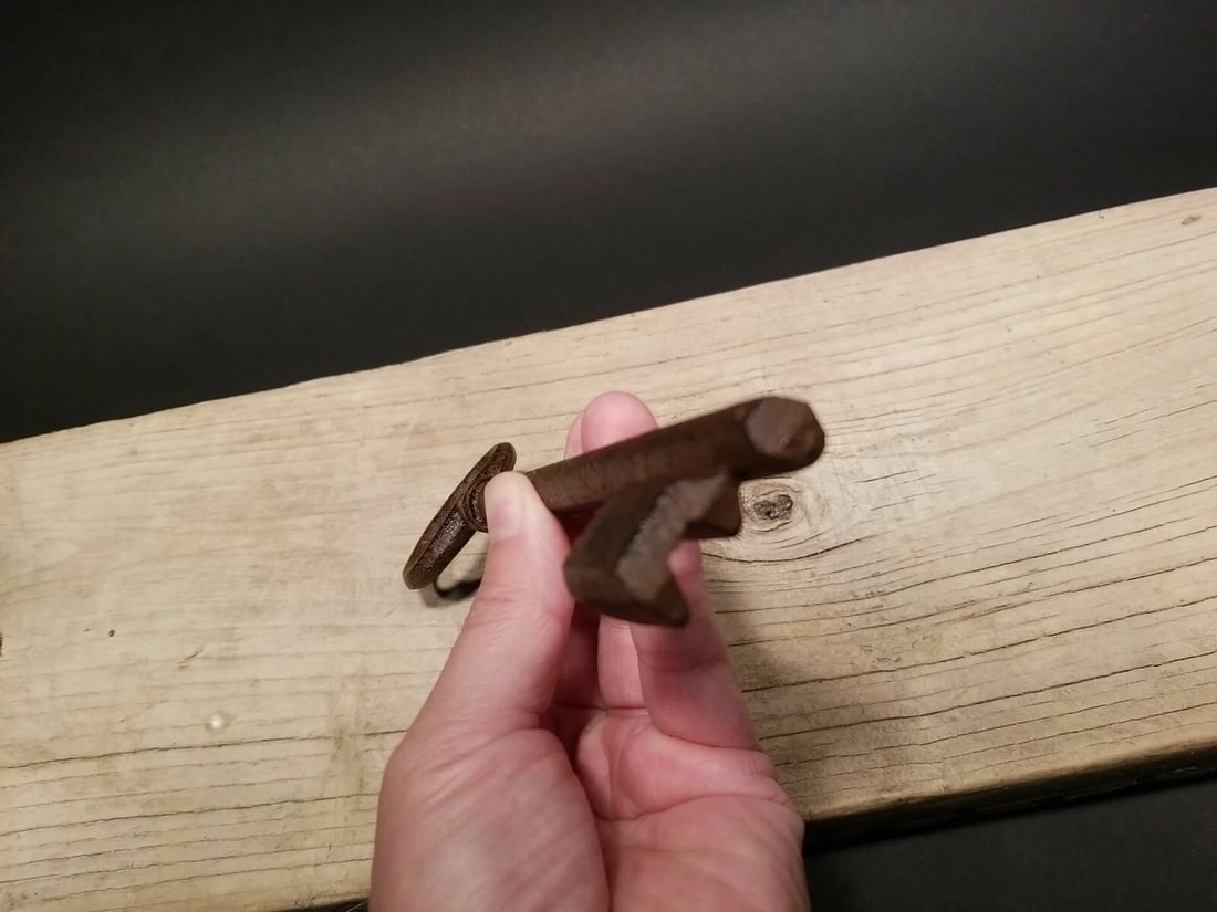 8 1/2" Cast iron Large Skeleton Church Key - 7
