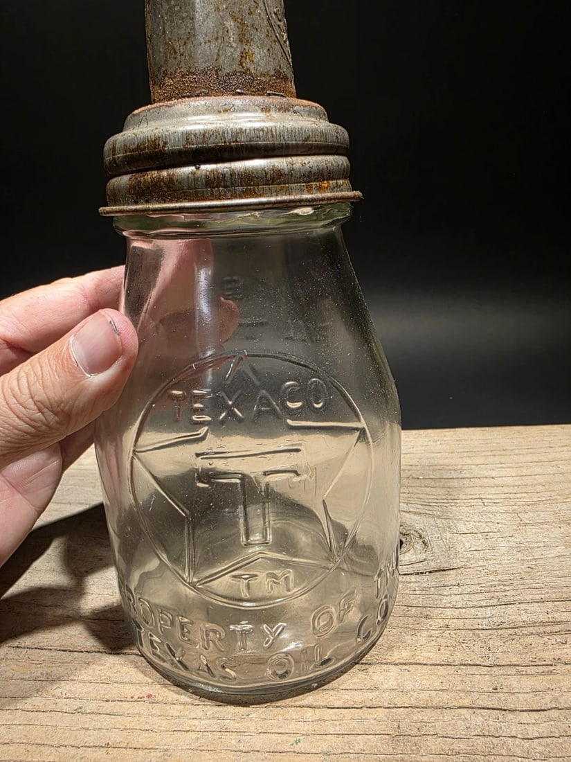 11" Service Station Glass Texaco Oil Bottle w Spout - 2