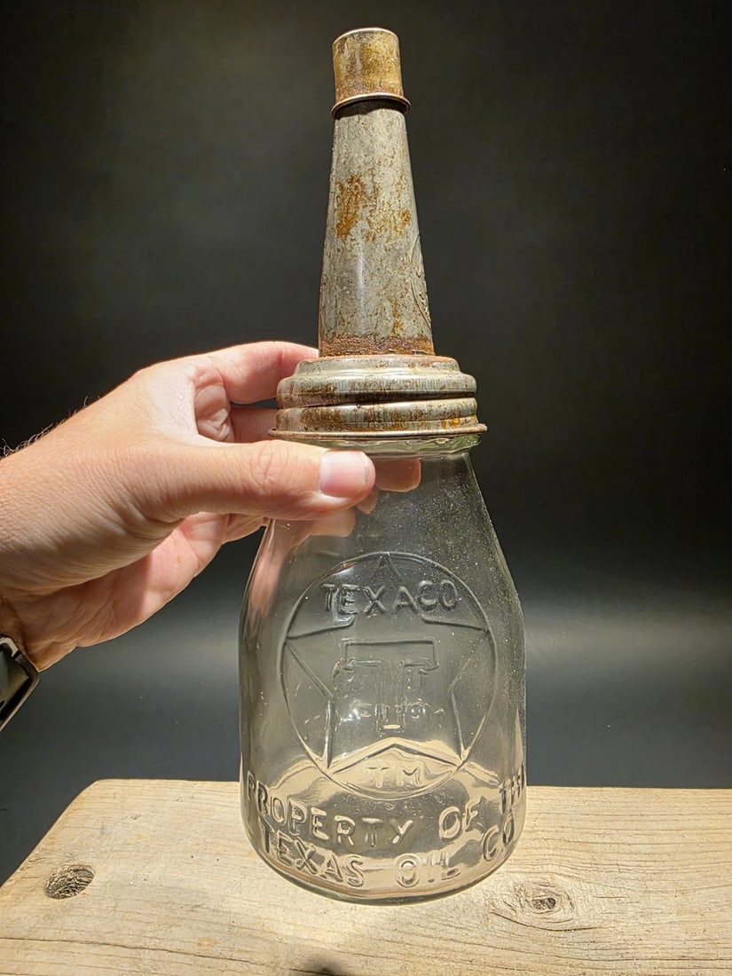 11" Service Station Glass Texaco Oil Bottle w Spout - 9