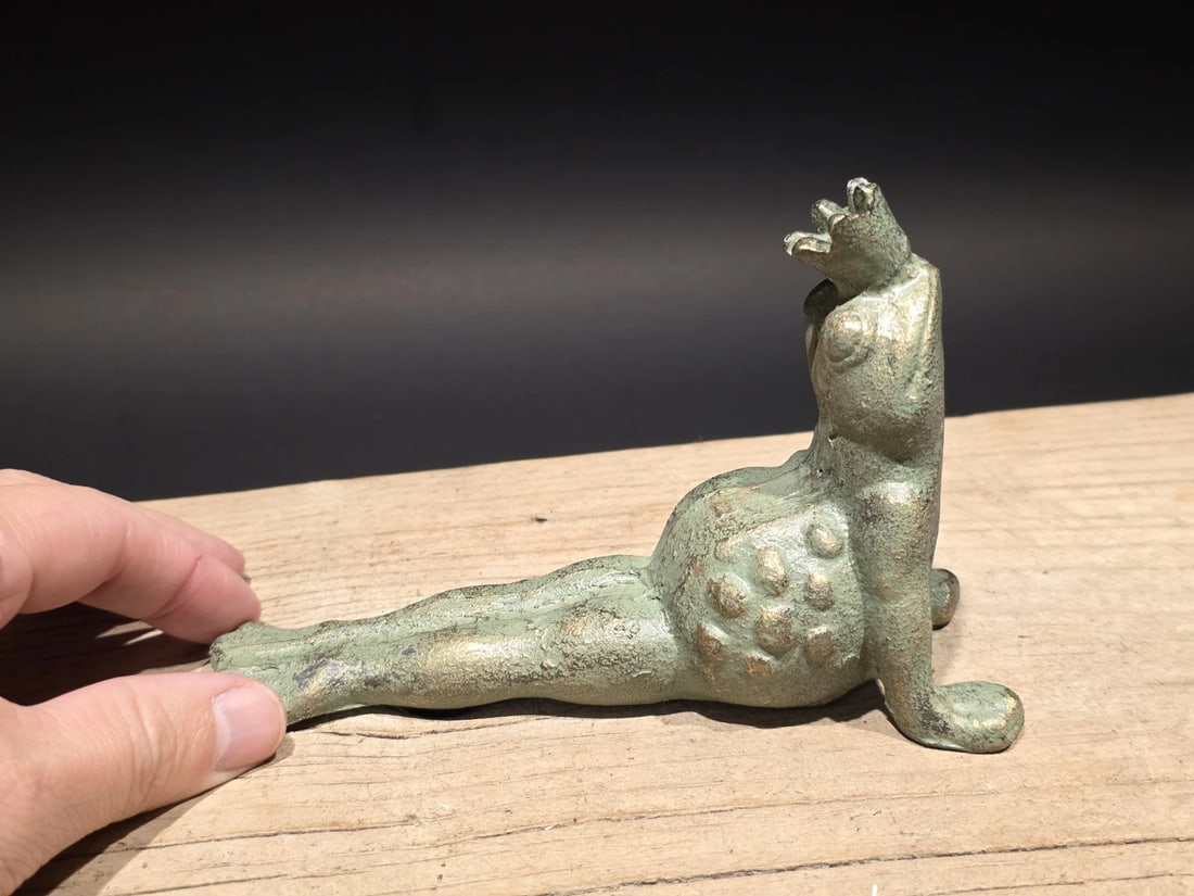 Cast iron Yoga Frog Door Stop or Garden Statue - 3