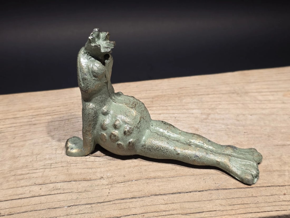 Cast iron Yoga Frog Door Stop or Garden Statue - 4