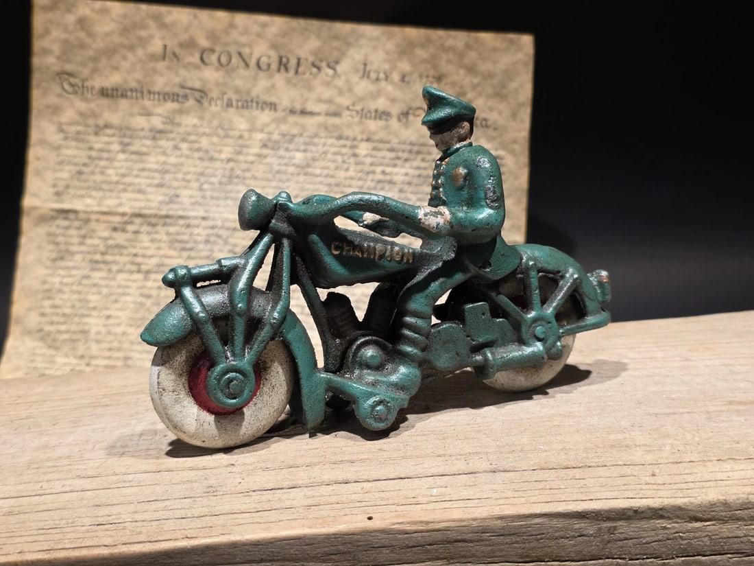 7" Vintage Cast iron Police Motorcycle Toy Champion Patrol Officer Antique Style - 7