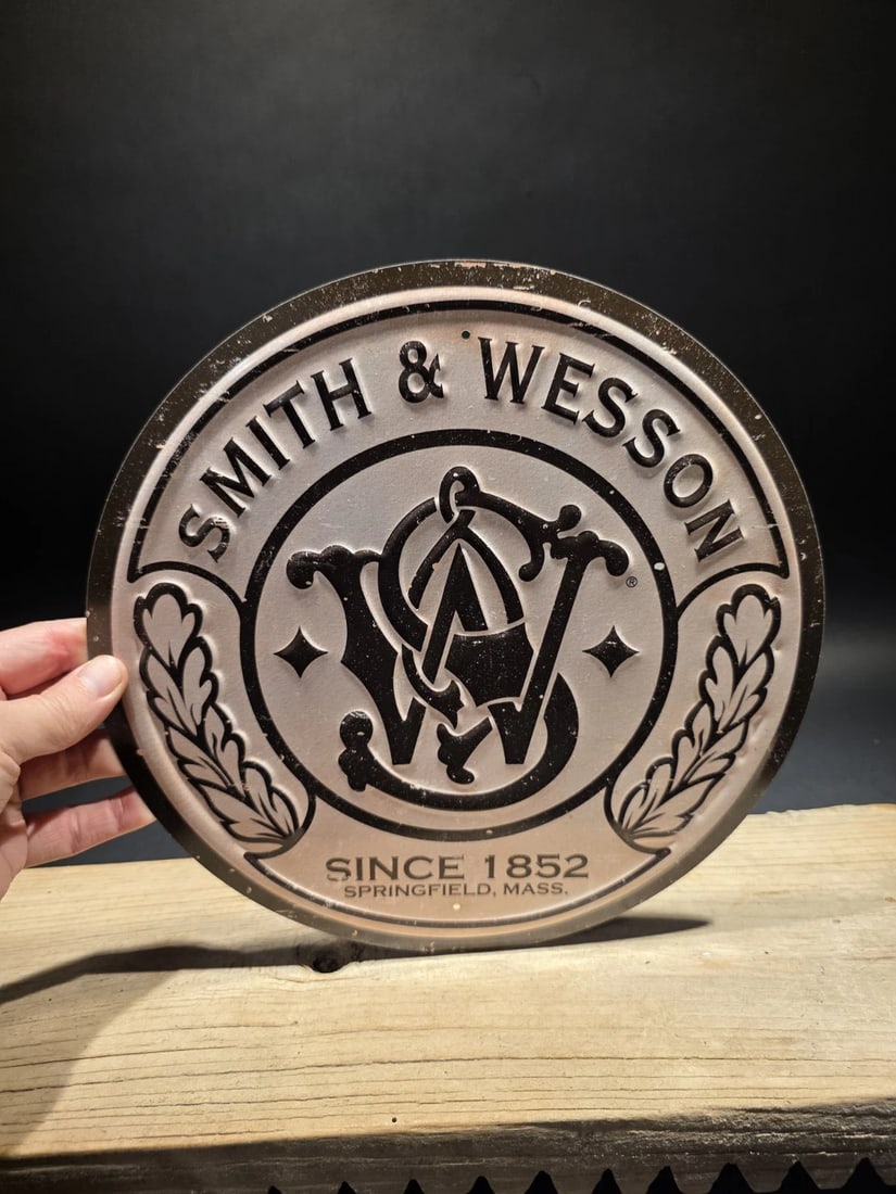 11 1/2" Round Metal Smith & Wesson Sign - 2