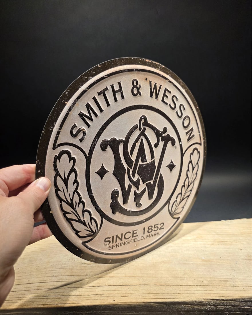11 1/2" Round Metal Smith & Wesson Sign - 4