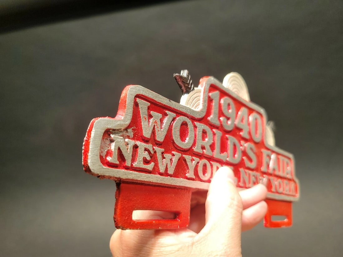 1940 World's Fair New York License Plate Frame Topper - 8