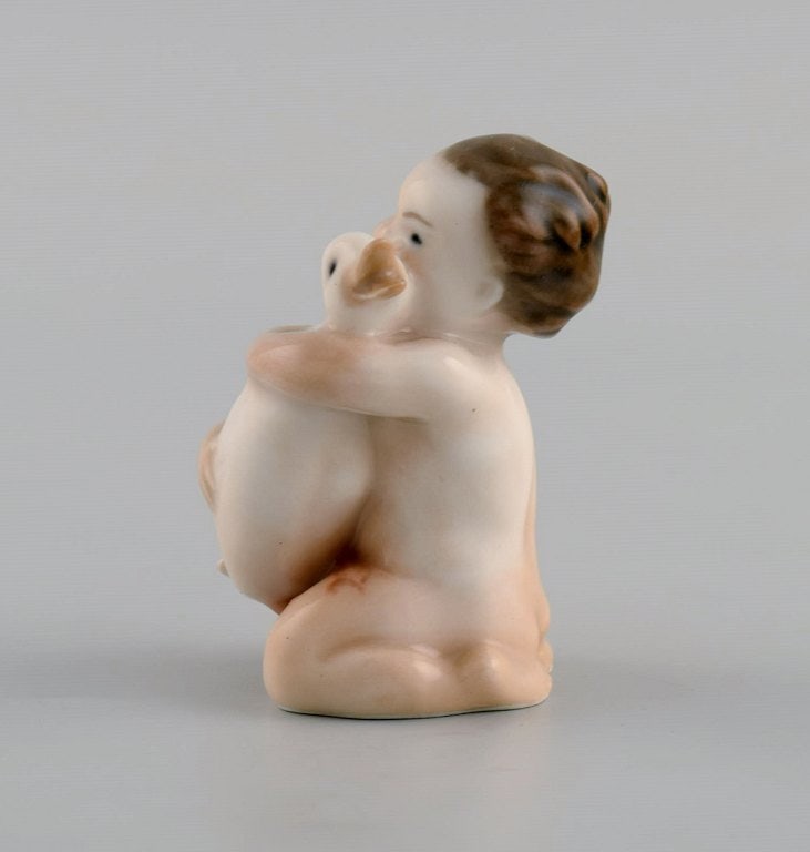 Rare Royal Copenhagen porcelain figure. Girl with duck. Model number 2332. - 4