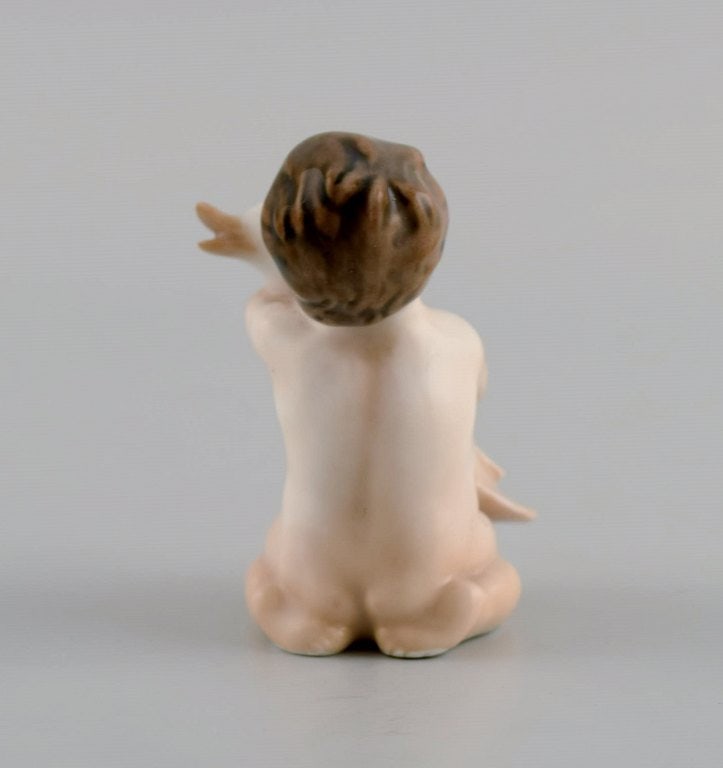 Rare Royal Copenhagen porcelain figure. Girl with duck. Model number 2332. - 5