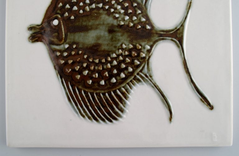Bertil Lundgren for Rorstrand. "Gallery 1" wall plaque in glazed porcelain with fish. 1970s. - 5