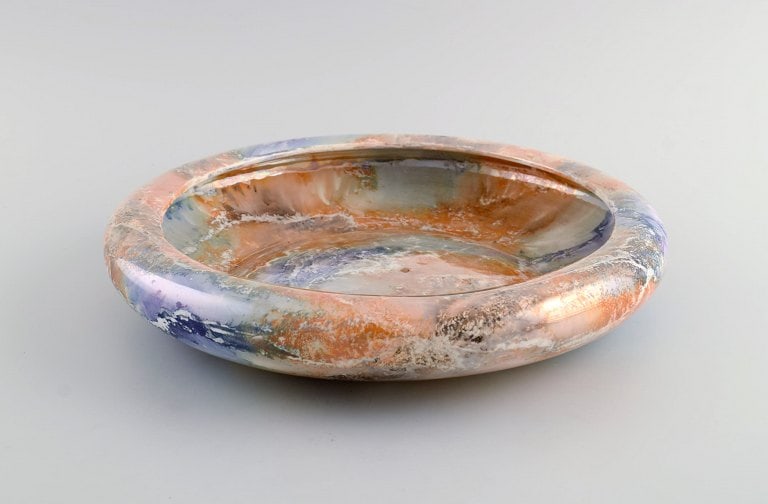 Arabia, Finland. Art deco bowl in glazed faience. Beautiful marbled glaze. 1920s/30s. - 2