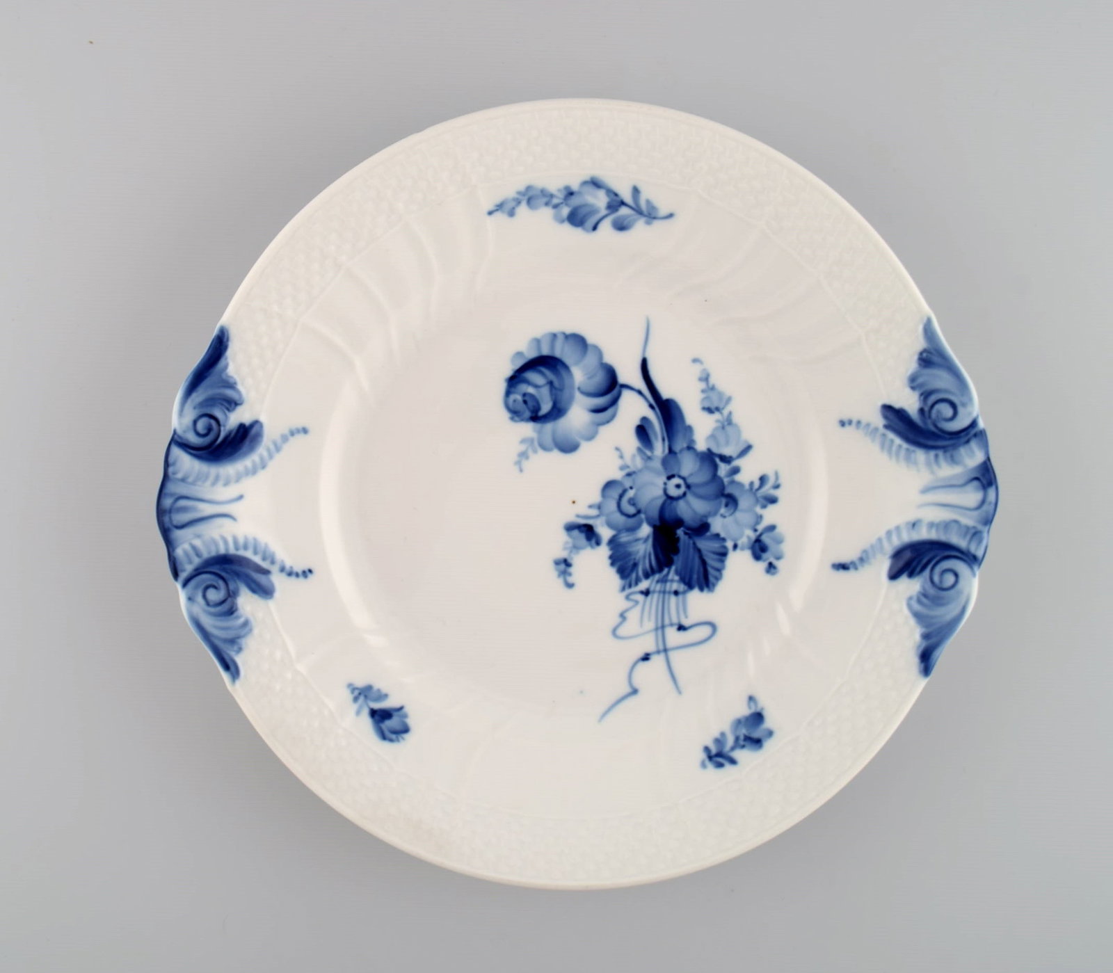 Royal Copenhagen Blue Flower Curved dish. Model number 10/1864. Dated 1962. - 2