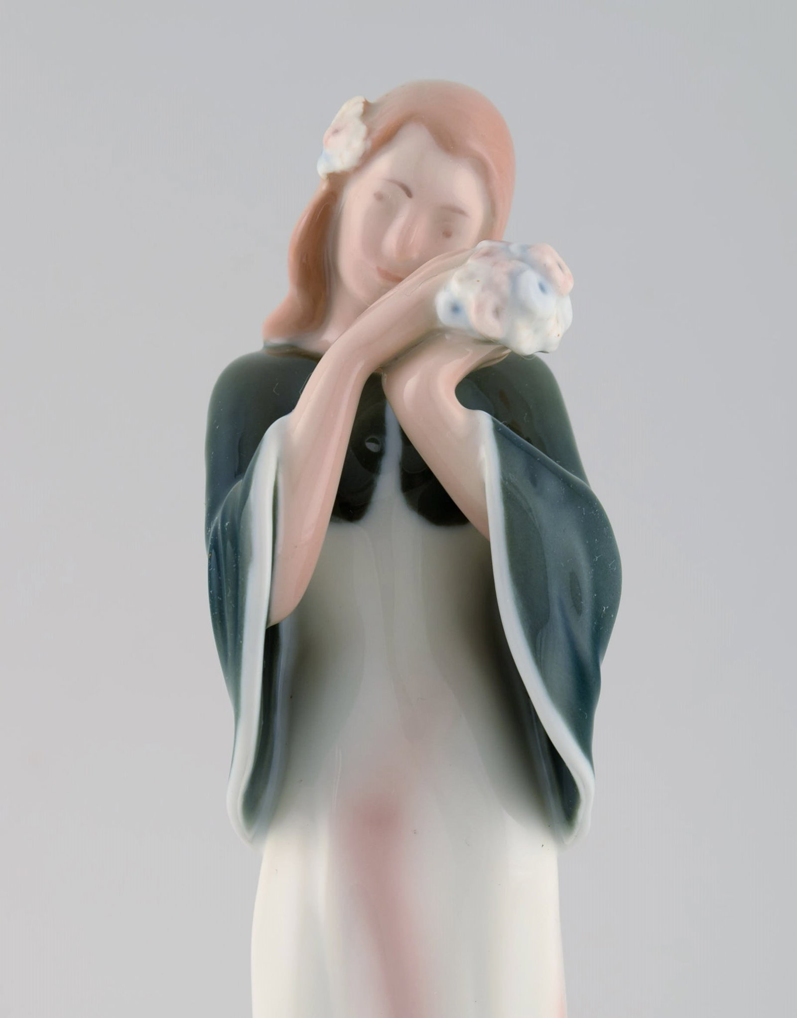 Bing & Grondahl porcelain figure. "Ophelia". Model number 2409. - 3