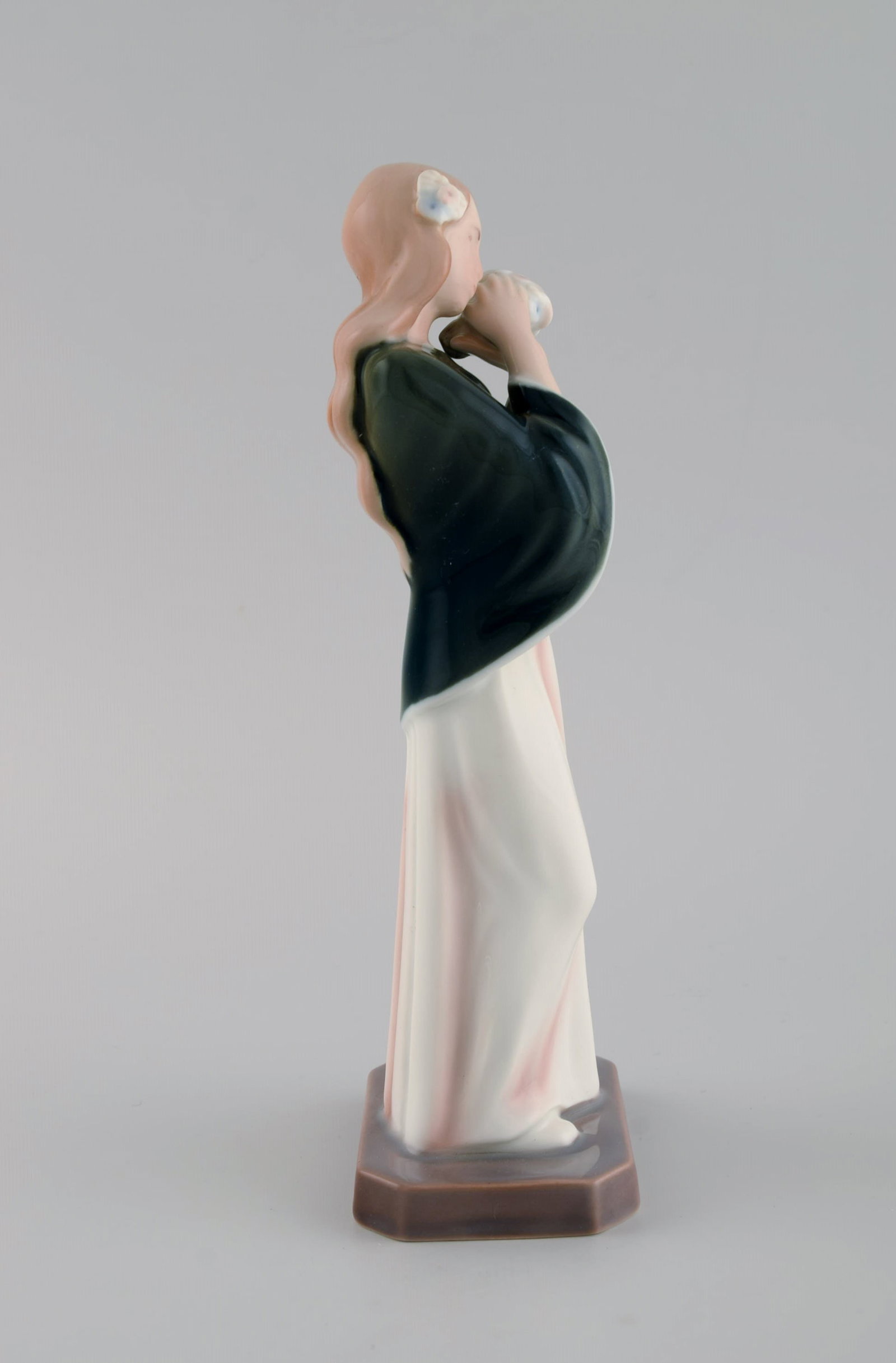 Bing & Grondahl porcelain figure. "Ophelia". Model number 2409. - 7