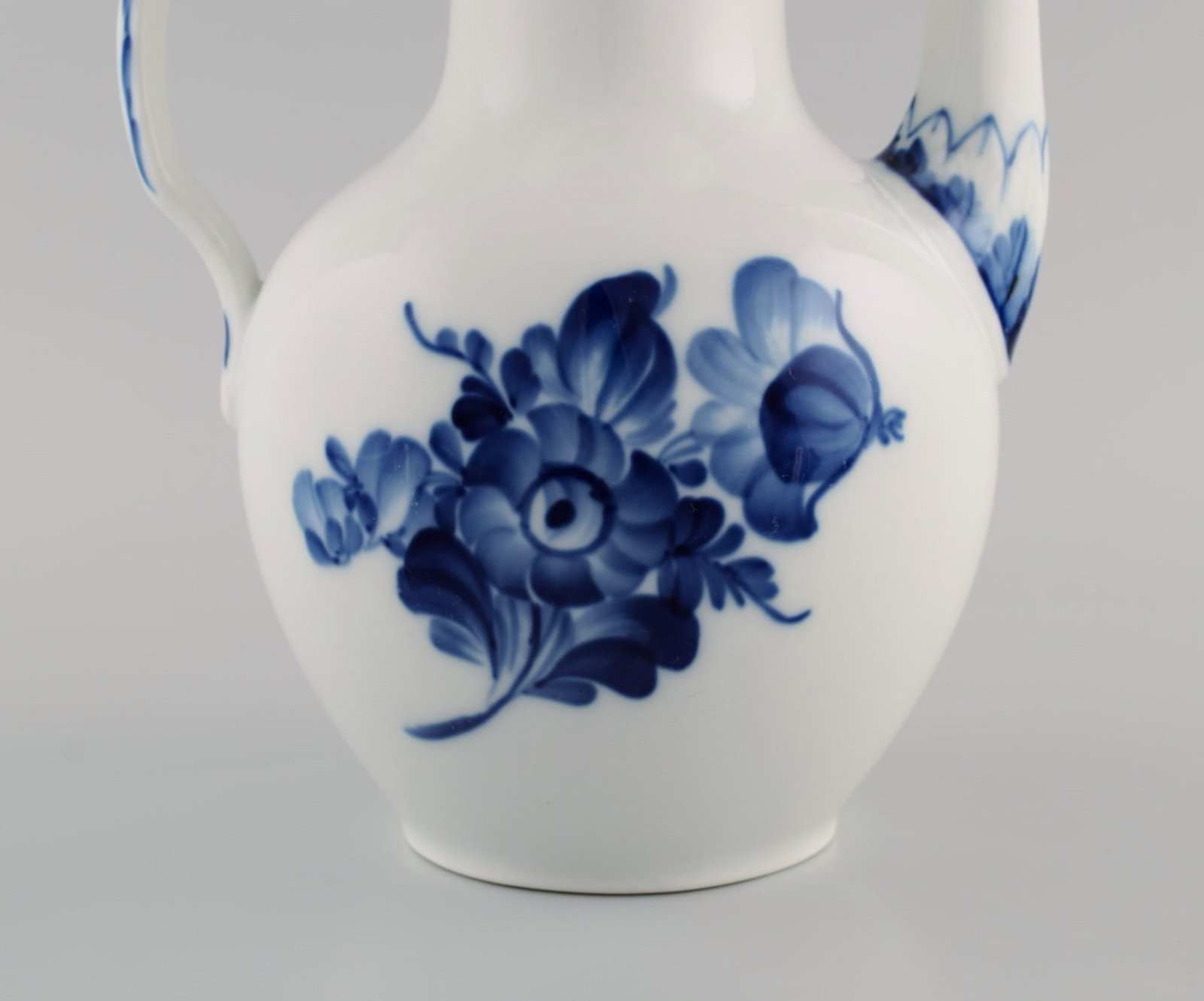 Royal Copenhagen Blue Flower Braided coffee pot. 1960's. Model number 10/8189. - 5