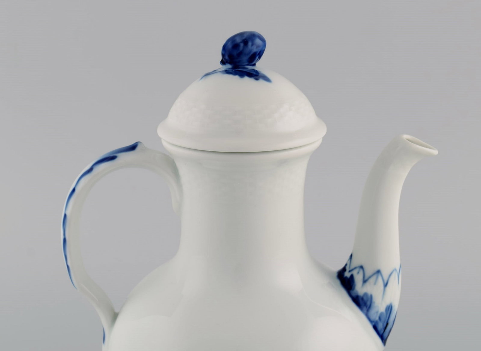 Royal Copenhagen Blue Flower Braided coffee pot. 1960's. Model number 10/8189. - 6